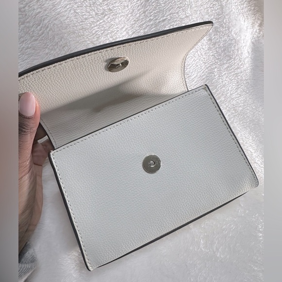 ✨ Kate Spade Darcy Micro in Cream ✨ - Picture 4 of 14